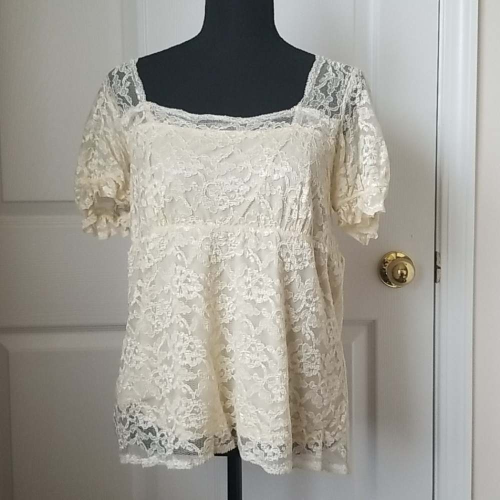 INC Cream Lace Top NO Snags